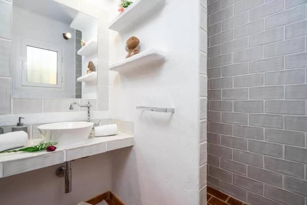 4 persoons bungalow met gemeenschappelijk zwembad Teulada Buitenkant foto